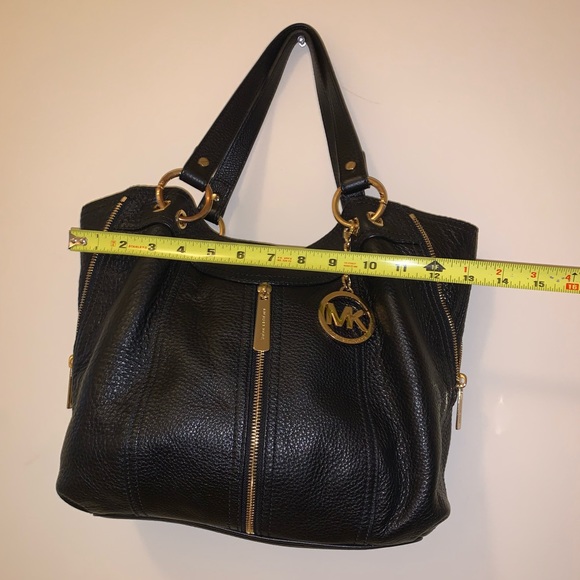 Michael Kors Bag - Picture 13 of 15